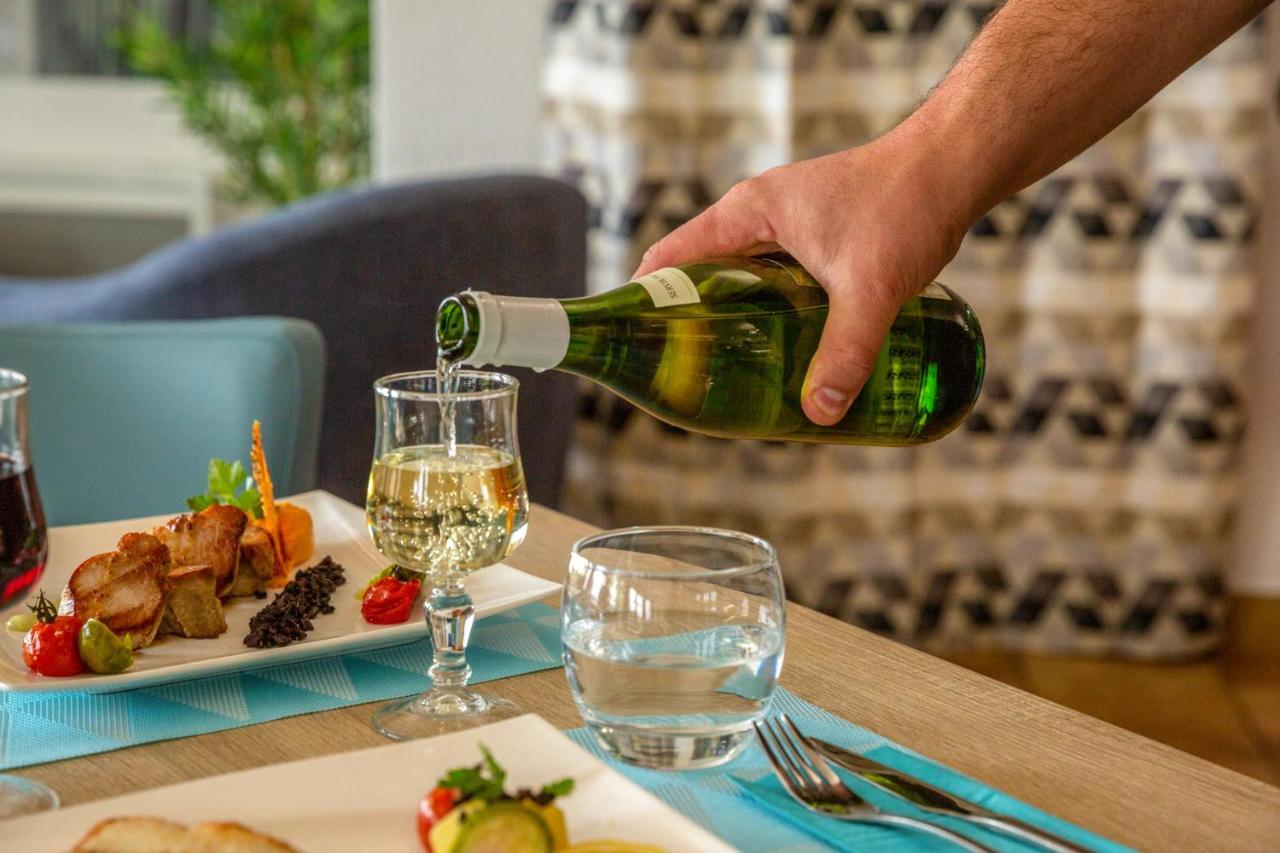 Brit Hotel Confort Amiens Лонго Экстерьер фото